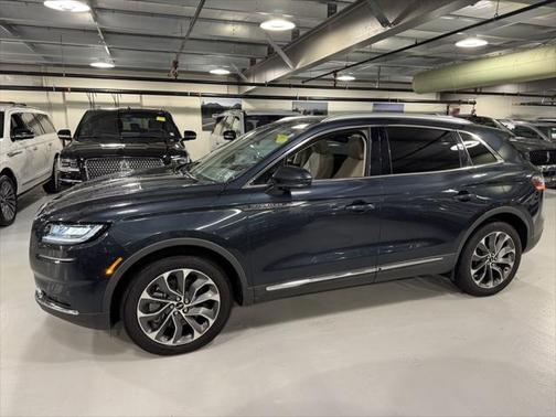 2022 Lincoln Nautilus Reserve