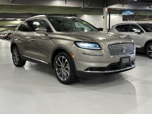 2021 Lincoln Nautilus Reserve