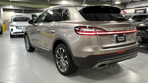 2021 Lincoln Nautilus Reserve