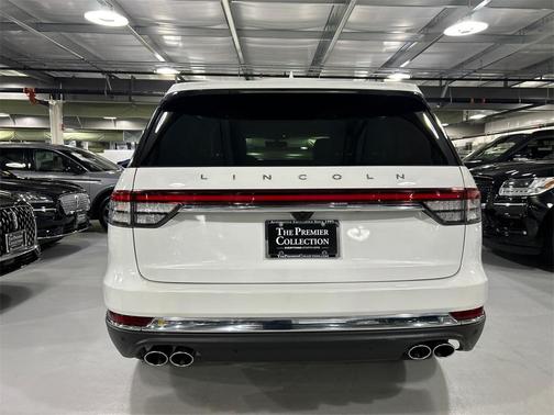 2023 Lincoln Aviator Standard AWD