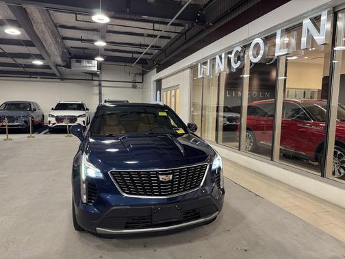 2019 Cadillac XT4 Premium Luxury