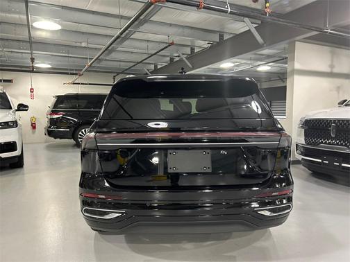 2025 Lincoln Nautilus Reserve