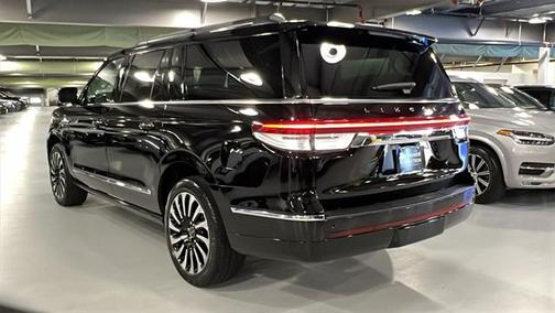 2022 Lincoln Navigator Black Label