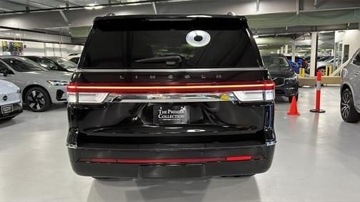 2022 Lincoln Navigator Black Label