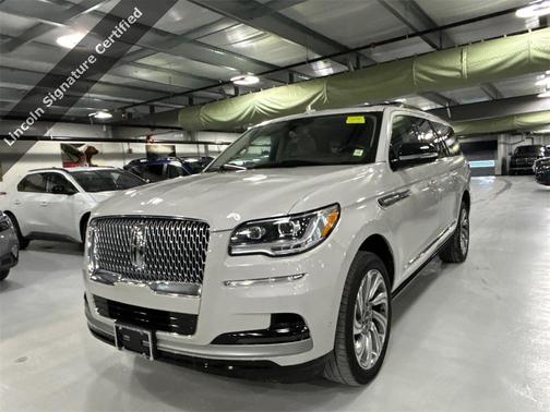 2023 Lincoln Navigator Reserve