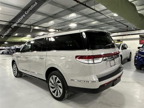 2023 Lincoln Navigator Reserve