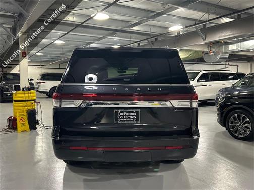 2022 Lincoln Navigator Reserve