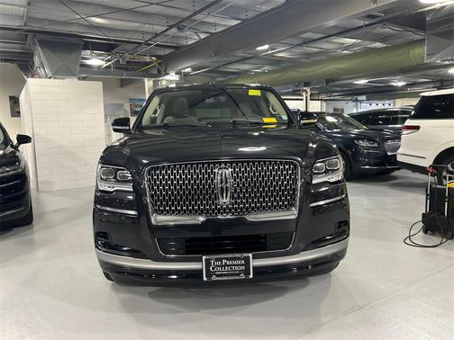2022 Lincoln Navigator Reserve