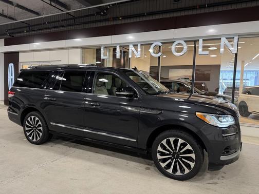2022 Lincoln Navigator Reserve