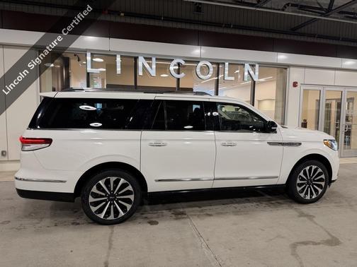 2022 Lincoln Navigator Reserve