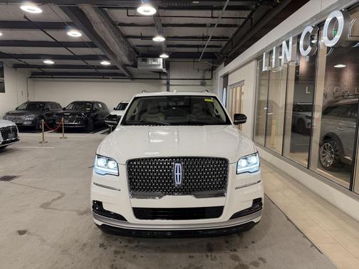 2022 Lincoln Navigator Reserve