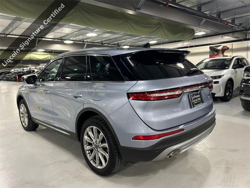 2022 Lincoln Corsair Standard