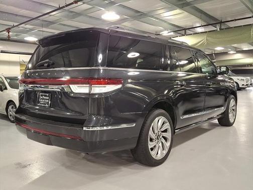 2022 Lincoln Navigator Reserve