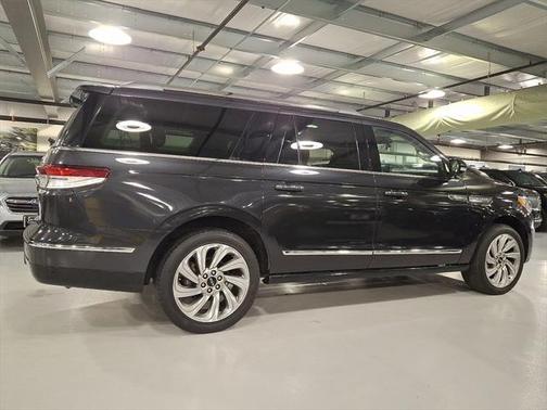 2022 Lincoln Navigator Reserve