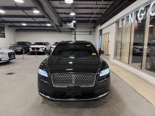 2023 Lincoln Nautilus Reserve