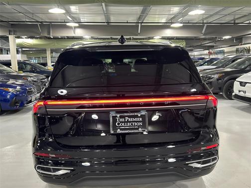 2025 Lincoln Nautilus Reserve