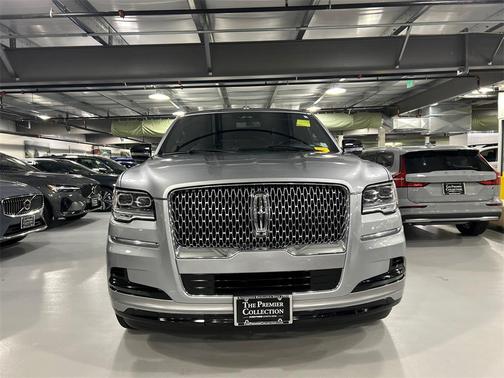 2022 Lincoln Navigator Reserve