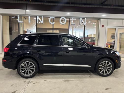 2017 Audi Q7 3.0T Premium