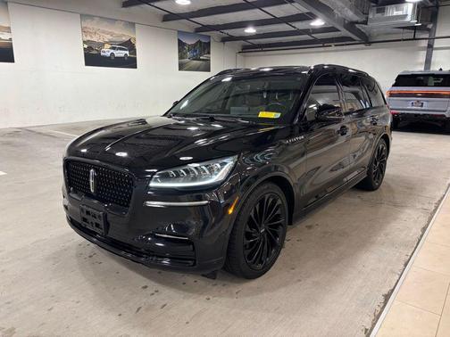 Black Metallic 2023 Lincoln Aviator Reserve AWD