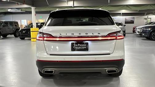2022 Lincoln Nautilus Black Label