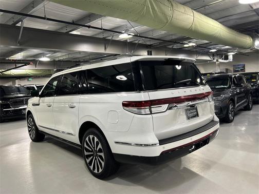 2022 Lincoln Navigator Reserve