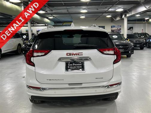 2022 GMC Terrain Denali