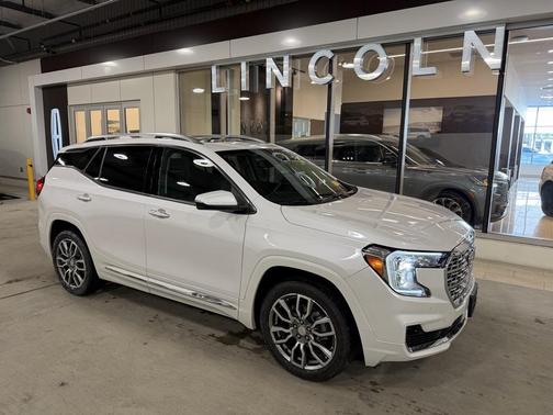 2022 GMC Terrain Denali
