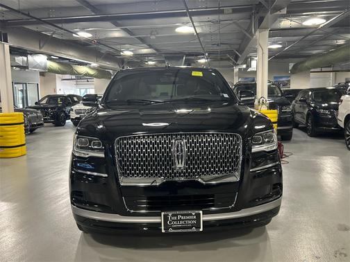 2022 Lincoln Navigator Reserve