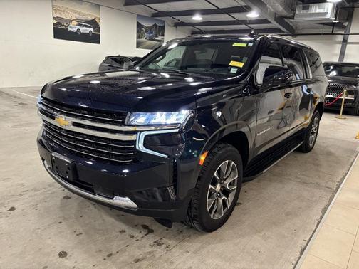 2023 Chevrolet Suburban LT