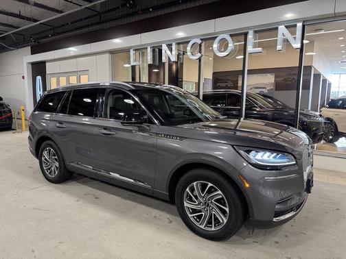2023 Lincoln Aviator Standard AWD