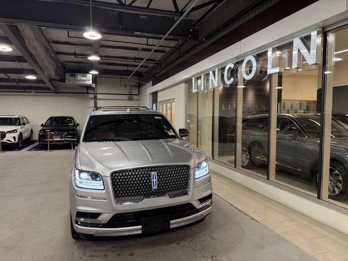 2019 Lincoln Navigator Reserve