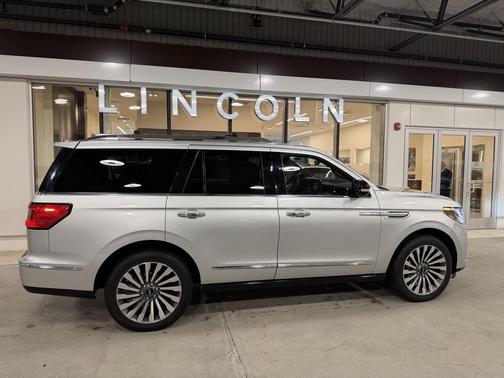 2019 Lincoln Navigator Reserve