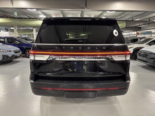 2022 Lincoln Navigator Reserve