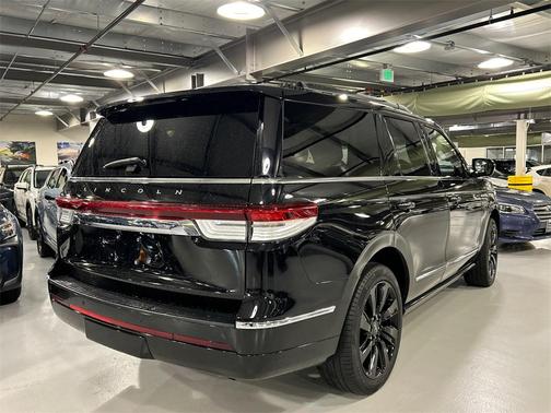2022 Lincoln Navigator Reserve