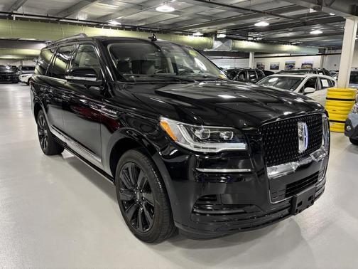 2022 Lincoln Navigator Reserve