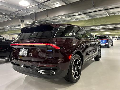 2025 Lincoln Nautilus Premiere
