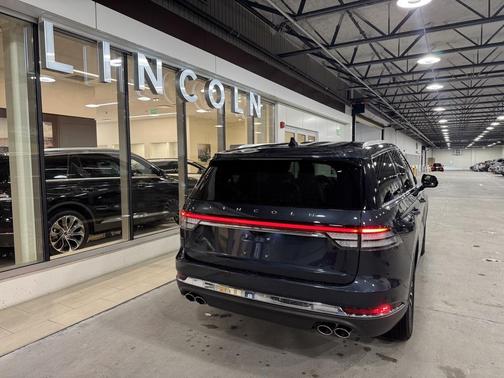 2023 Lincoln Aviator Reserve AWD