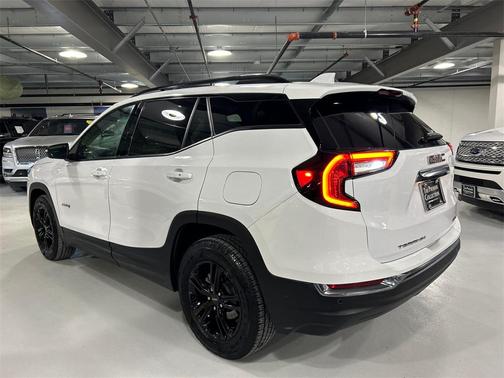 2022 GMC Terrain AWD AT4