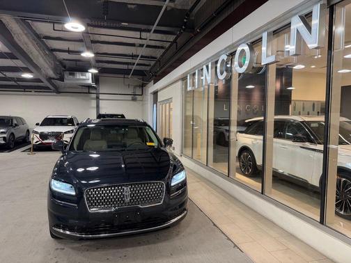 Flight Blue Metallic Clearcoat 2023 Lincoln Nautilus Reserve