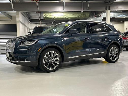 Flight Blue Metallic Clearcoat 2023 Lincoln Nautilus Reserve