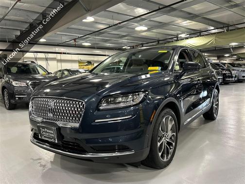 2022 Lincoln Nautilus Reserve