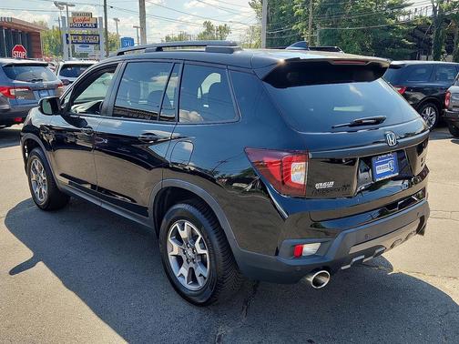 2022 Honda Passport AWD TrailSport