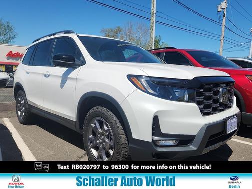 Platinum White Pearl 2024 Honda Passport AWD TrailSport