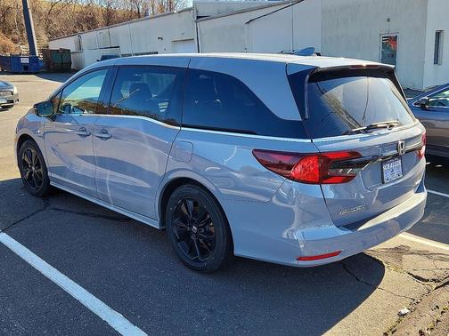 2023 Honda Odyssey Sport