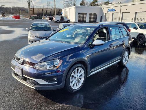 2017 Volkswagen Golf Alltrack TSI SE