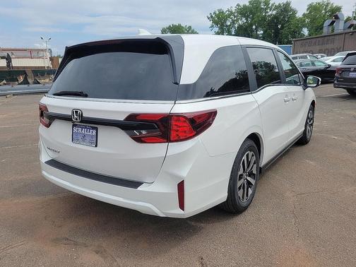 Platinum White Pearl 2026 Honda Odyssey EX-L
