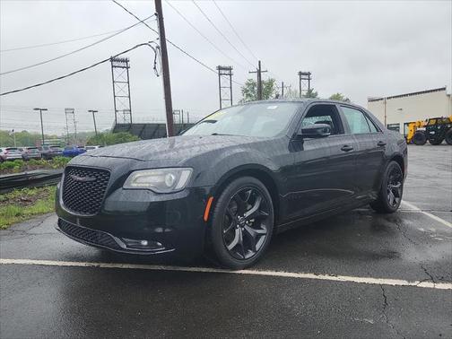 2022 Chrysler 300 S