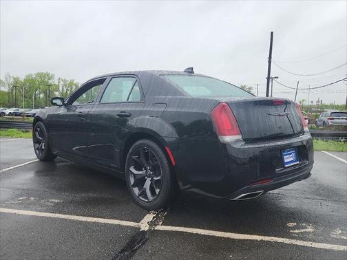 2022 Chrysler 300 S