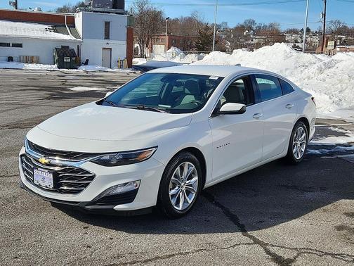 2021 Chevrolet Malibu FWD LT