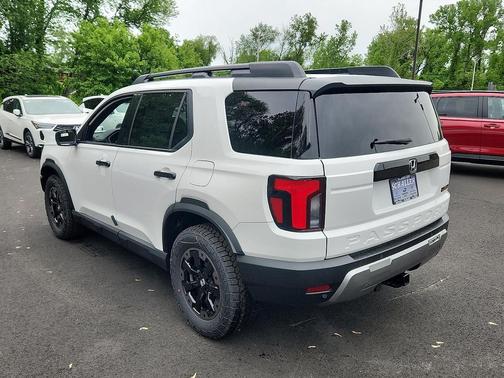 Platinum White Pearl - WX 2026 Honda Passport AWD TrailSport Elite
